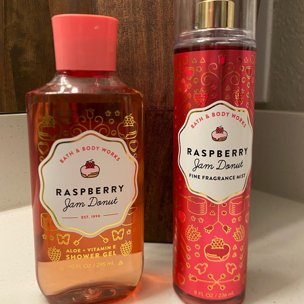 Bath and body works raspberry jam donut body spray and shower gel set